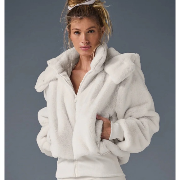 ALO FAUX-FUR FOXY JACKET COAT! - Picture 1 of 11
